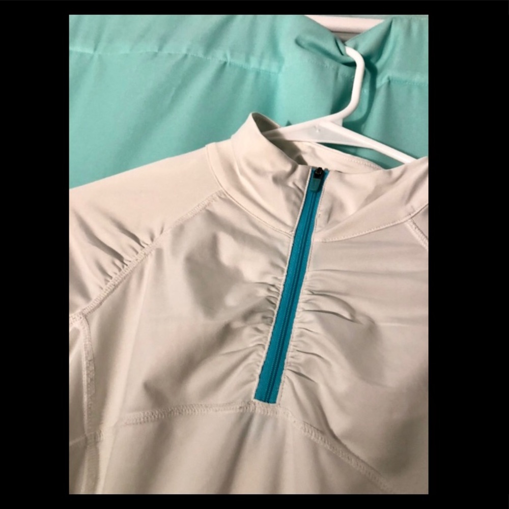 xs white athleta jacket